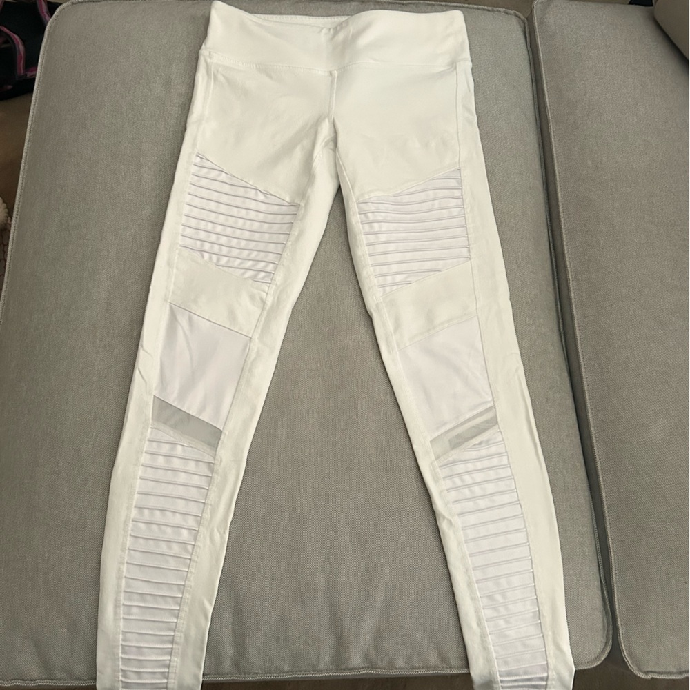 Alo Moto white leggings